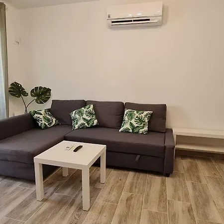 Precioso Acondicionado Al Lado Del Mar *